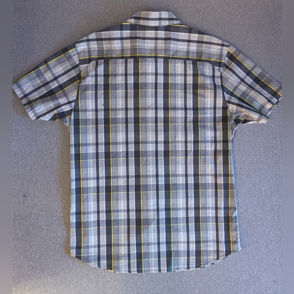 COLUMBIA short sleeve button down plaid omni-wick men's medium - Picture 2 of 4